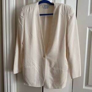 Vintage Calvin Klein 100% silk blazer size 6